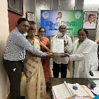 Vedanta’s VGCB Donates Medical Equipment to Vizag’s King George Hospital