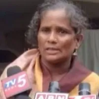 Driver Subrahmanyam parents met TDP President Chandrababu