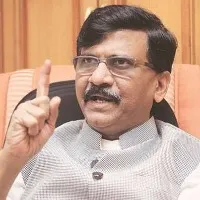 Sanjay Raut warns rebel ministers
