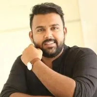 'Pelli Choopulu' director's confession earns him the respect of Netizens
