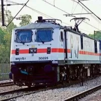 4 Train Cancelled for 20 days in Secunderabad Balharshah Rout