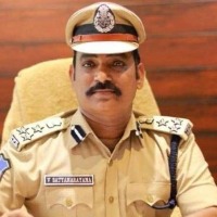 Karimnagar CP receives call, police rescue cat from open well within 15 min