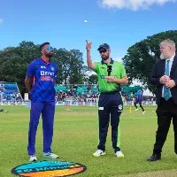 hardik pandya won the toss and elect to bat first