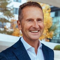 Volkswagen chief says they will beat Tesla by 2025