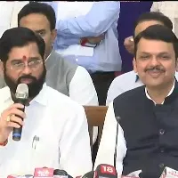 eknath shinde and devendra fadnavis takes oath as cm and deputy cm respectively