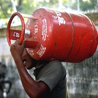 Drastic cut in commercial LPG cylinder rate