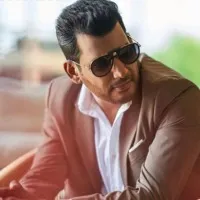 tamil actor vishal condemns news over contest against chandrababu in kuppam