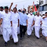 huge crowd attends rahul gandhi rally in Wayanad