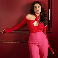 Samantha blames KJo films for portraying marriages unrealistically