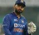 dinesh karthik calls out england board headline ignoring pant batting in first day