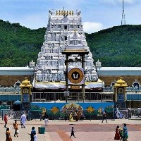 Tirumala hundi nets Rs 6.18 cr in one day, breaks 10-yr record