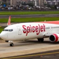 Spicejet plane from Delhi to Dubai landed safely in Karachi