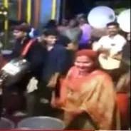 Eknath Shinde Wife Plays Drums To Welcome Him Home