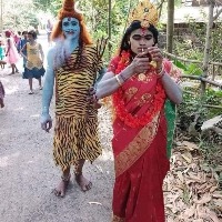 Leena Manimekalai now shares pic showing 'Lord Shiva', 'Parvati' smoking