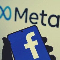 Meta Quest headsets to no longer require FB account