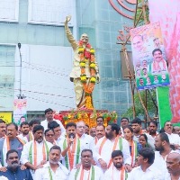 Telangana Congress demands YSR memorial in Hyderabad