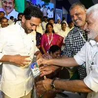 YSRCP President YS Jagan Mohan Reddy attends YSRCP plenary in Guntur
