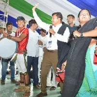 ap minister seediri appalaraju sing a song in ysrcp plenary