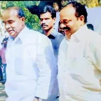 konda murali tributes to ys rajasekhar reddy with a rare pgoto