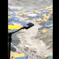 Heavy rain and flood lashes Amarnath Yatra
