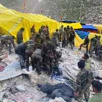 Amarnath Yatra temporarily suspended after 15 killed in cloudburst