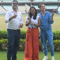Taapsee visits Eden Gardens with Mithali Raj and 'Shabaash Mithu' director