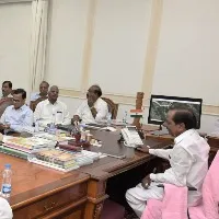 వానలు, వరదల పరిస్థితిపై సీఎం కేసీఆర్ సమీక్ష