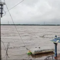 Huge rains causes Godavari flood