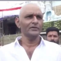 kodali nani visits tirumala sri venkateswara swamy