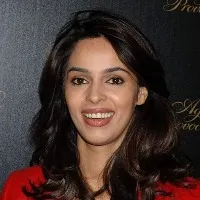 Mallika Sherawat compares with Deepika