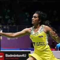 pv sindhu enters into semi finals of singapore open
