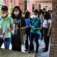 80 B.Ed students expelled for carrying mobile phone into exam centre