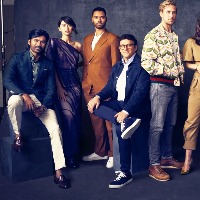 All for 'The Gray Man': Dhanush thanks Anand Mahindra, posts pic with cast