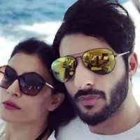 Lets Be Happy For Them Sushmita Sens ExBoyfriend Rohman Shawl