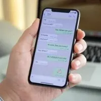 WhatsApp may give users more time to delete their messages after sending them