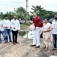 Nagababu Waking Up AP CM to the Drastic conditions of the Roads in rajamahendravaram