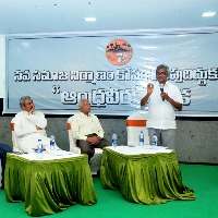 యువ‌త‌పై అంత‌ర్జాతీయ కుట్ర జ‌రుగుతుంది: ఏపీసీసీ వ‌ర్కింగ్ ప్రెసిడెండ్ మ‌స్తాన్‌వ‌ల్లీ