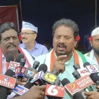 ఆత్మప్రబోధనుసార‌మే ఓటు వేయాలి: మ‌స్తాన్‌వ‌ల్లి