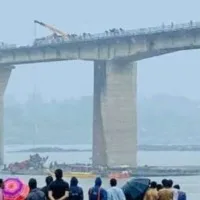 Bus falls off bridge into Narmada river in Madhya Pradesh rescue ops on