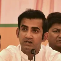 Gambhir take a dig at CM Kejriwal