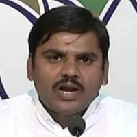 Vishnu Vardhan Reddy fires on YSRCP
