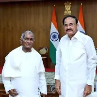 Ilaiyaraaja met venkaiah at Upa Rashtrapati Nivas