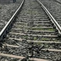 Three daily-wagers run over by MMTS train in Hyderabad