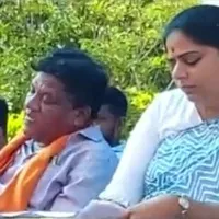 Gujarat BJP leader attends Murmu victorious meeting in drunken stage