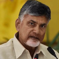 TDP Chief Chandrababu slams Ap govt over roads damage