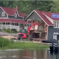 Demolished the company building with an excavator saying that he was fired from his job Here is the video