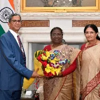 cji justice nv ramana meets draupadi murmu in rashtrapati bhavan