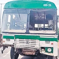 Nellore: RTC bus runs without driver after he falls off