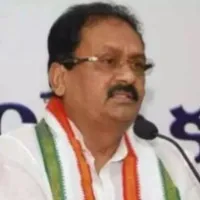 Komatireddy Raj Gopal Reddy is a defaulter says Shabbir Ali