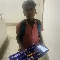 Boy works as Zomato delivery boy behalf of his father who met accident